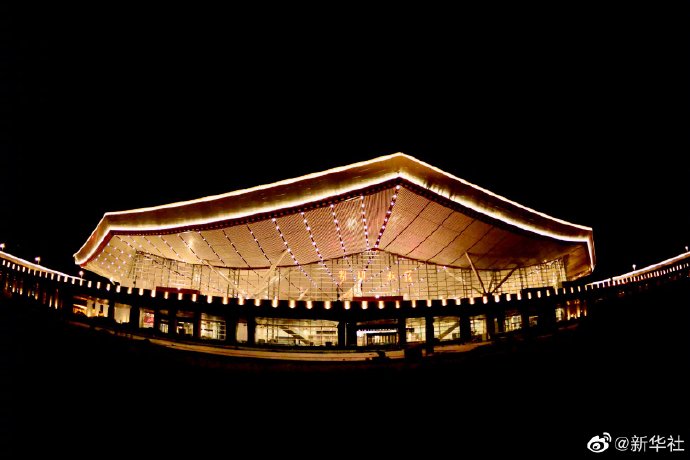 �������վ����ʽͶ�\(y��n)���ĸ߿ո�q��ɏ��һ��