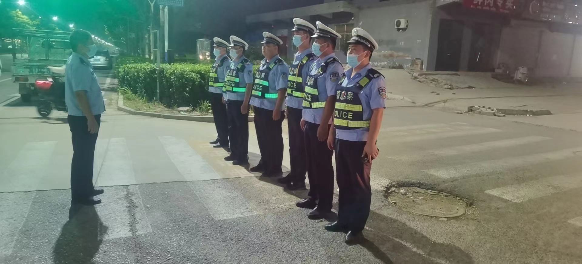 �ӱ��������o�ۡ��p���ش����}�������r(n��ng)�彻ͨ��ȫ����