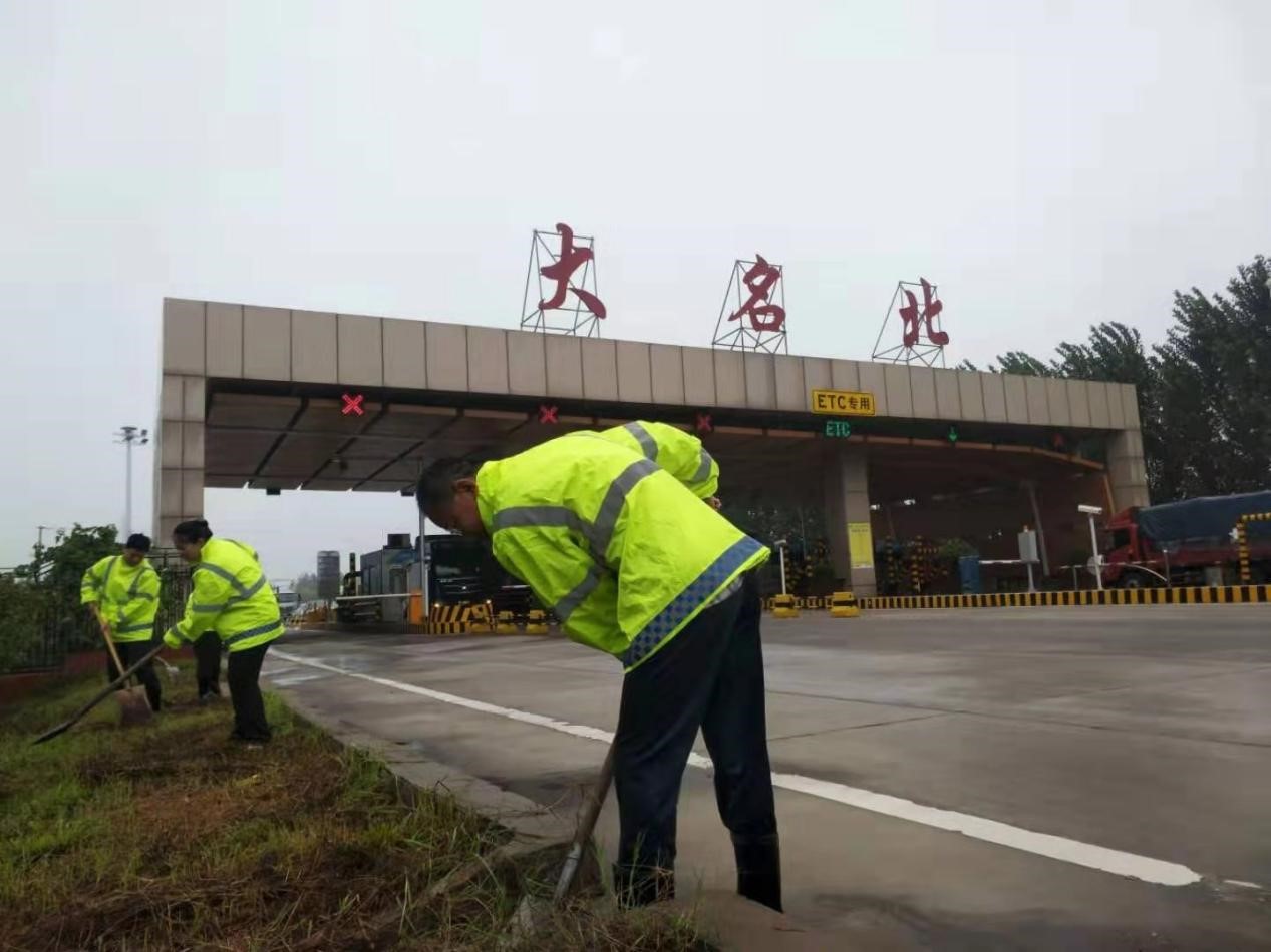 �ӱ����������M(f��i)վѸ�����÷�Ѵ����