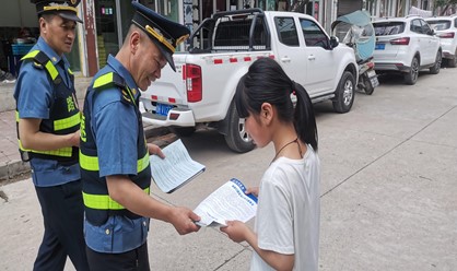 ���Cʮ�����·���_չ���{(di��o)���������L���(d��ng)