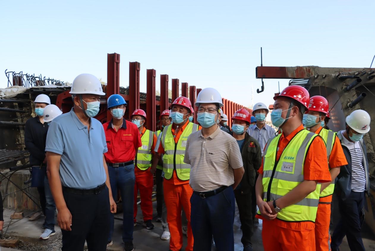 ��ͨ�\(y��n)ݔ�����ҽM���������(xi��ng)Ŀָ��(d��o)